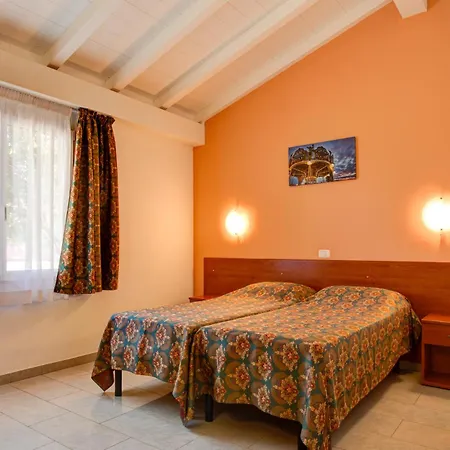 Tatil parkı Centre Bi Village