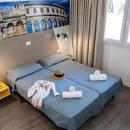 Centre Bi Village Tatil parkı