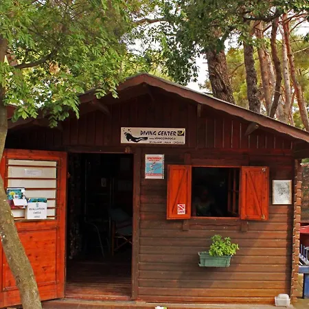 Centre Bi Village