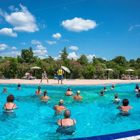 Tatil parkı Centre Bi Village