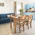 Tatil parkı Centre Bi Village