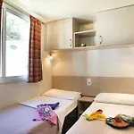 Tatil parkı Centre Bi Village 4*