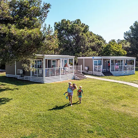 Village de vacances Centre Bi Village 4*