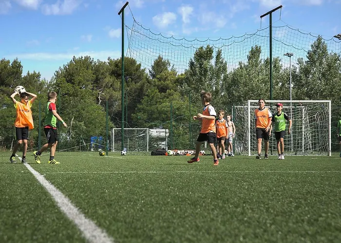 منتزه العطل Centre Bi Village فاجانا