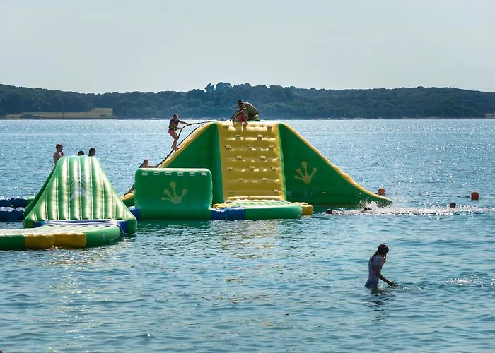 منتزه العطل Centre Bi Village