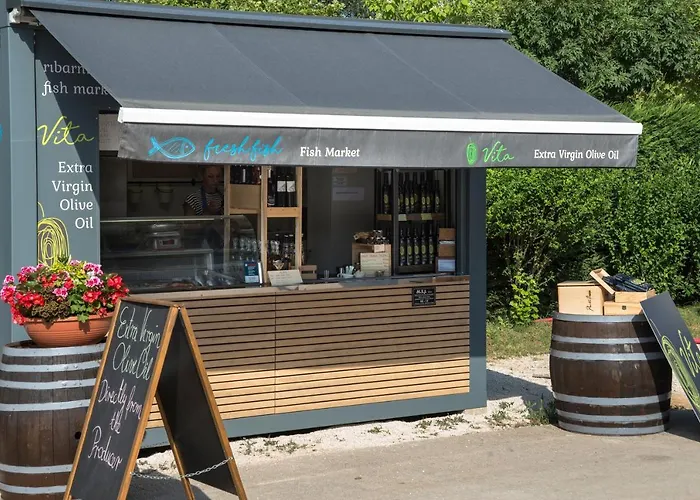 منتزه العطل Centre Bi Village